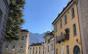 Palazzo 7 Centro Storico NO Pet Friendly Apartment